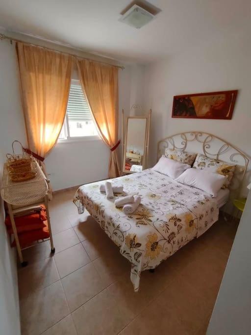 Penthouse Paradiso: 2Br Oasis In Casares Del Sol Εξωτερικό φωτογραφία